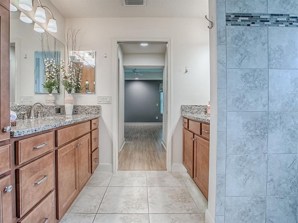 En Venta: $489,500 (3 camas, 2 baños, 1830 Pies cuadrados)