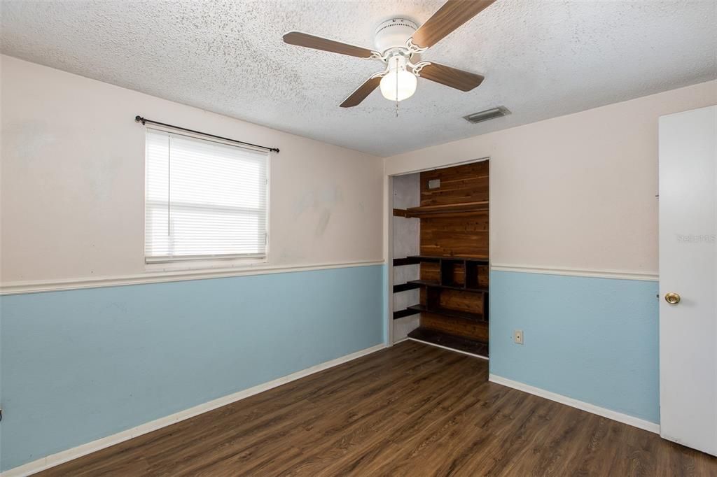 Active With Contract: $185,000 (2 beds, 2 baths, 1004 Square Feet)