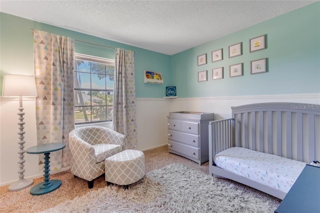 待售: $349,999 (4 贝兹, 2 浴室, 1586 平方英尺)