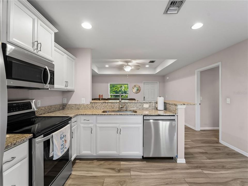 For Sale: $589,900 (5 beds, 3 baths, 2200 Square Feet)