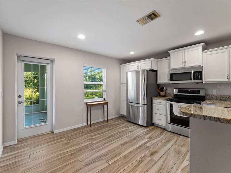 For Sale: $589,900 (5 beds, 3 baths, 2200 Square Feet)