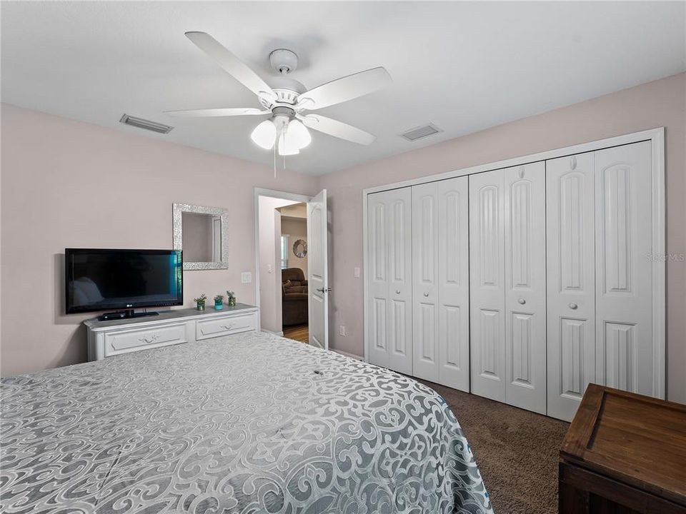 For Sale: $589,900 (5 beds, 3 baths, 2200 Square Feet)