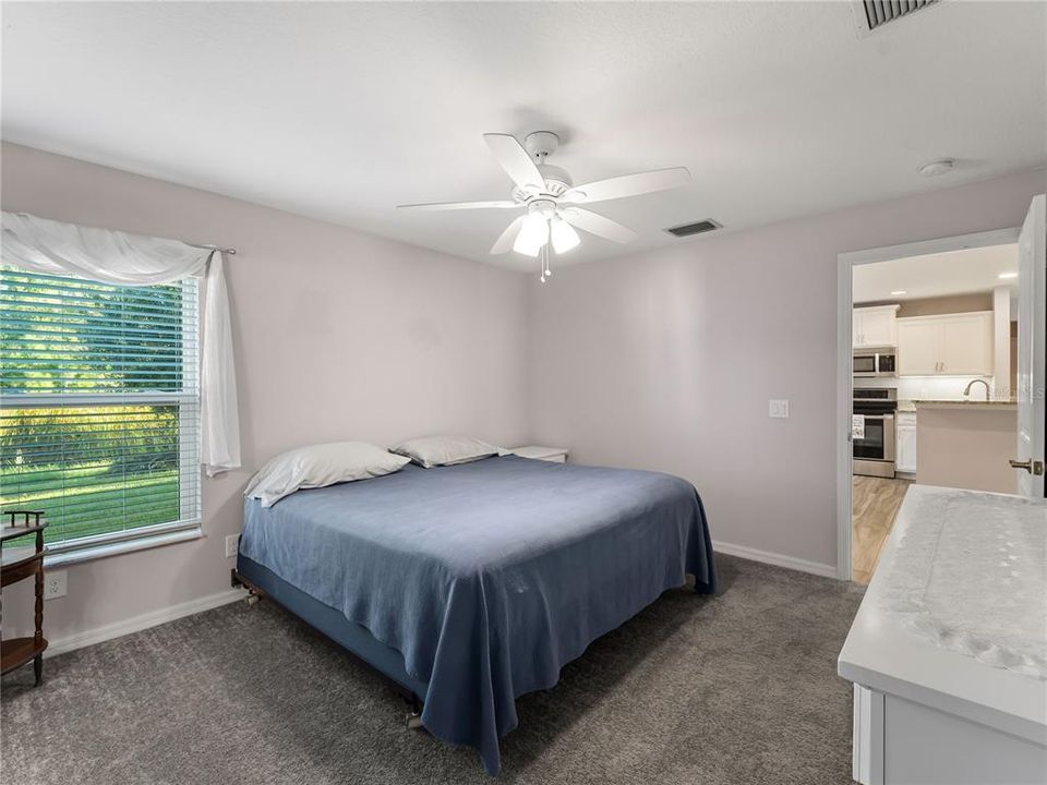 For Sale: $589,900 (5 beds, 3 baths, 2200 Square Feet)