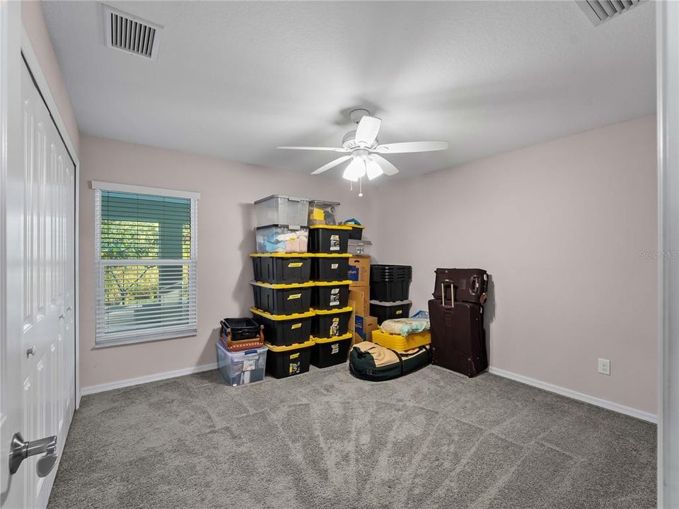 For Sale: $589,900 (5 beds, 3 baths, 2200 Square Feet)