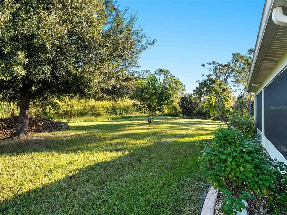 For Sale: $589,900 (5 beds, 3 baths, 2200 Square Feet)