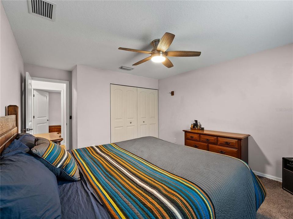 For Sale: $589,900 (5 beds, 3 baths, 2200 Square Feet)