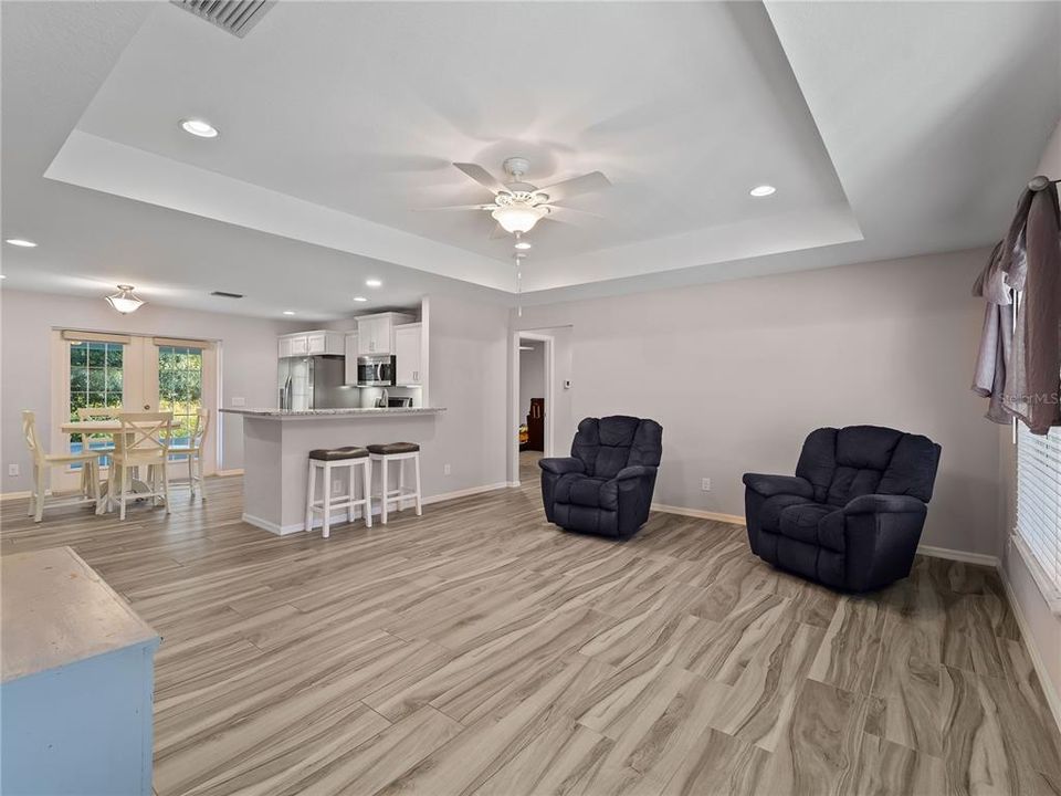 For Sale: $589,900 (5 beds, 3 baths, 2200 Square Feet)