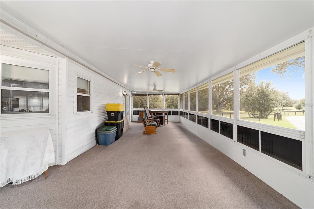 Active With Contract: $399,900 (2 beds, 2 baths, 1446 Square Feet)