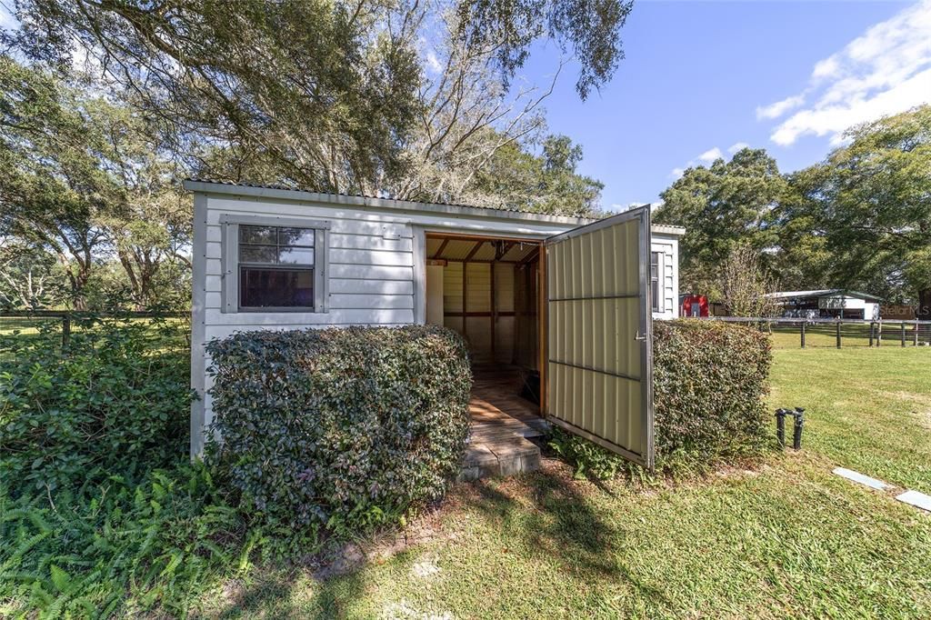 Active With Contract: $399,900 (2 beds, 2 baths, 1446 Square Feet)