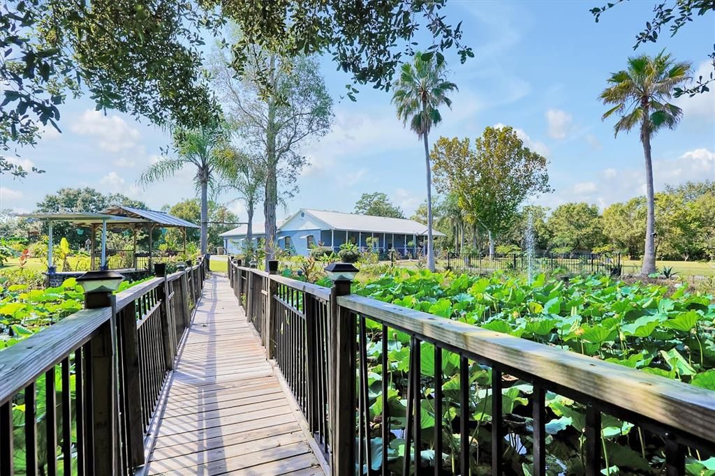 For Sale: $599,500 (3 beds, 2 baths, 2124 Square Feet)