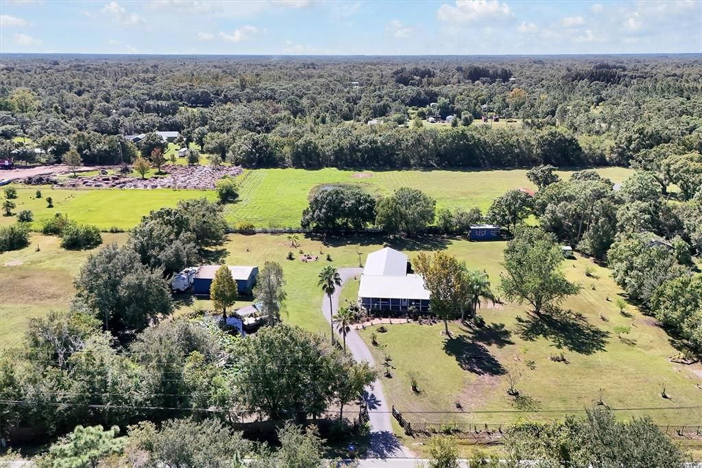 For Sale: $599,500 (3 beds, 2 baths, 2124 Square Feet)