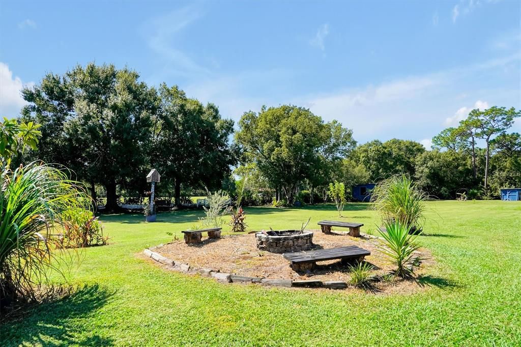 For Sale: $599,500 (3 beds, 2 baths, 2124 Square Feet)