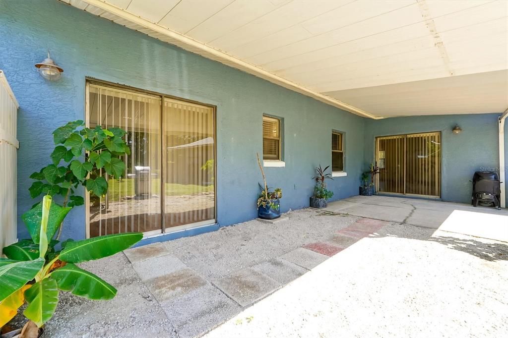 For Sale: $599,500 (3 beds, 2 baths, 2124 Square Feet)