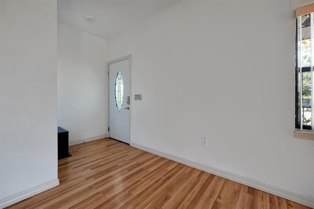 For Sale: $599,500 (3 beds, 2 baths, 2124 Square Feet)