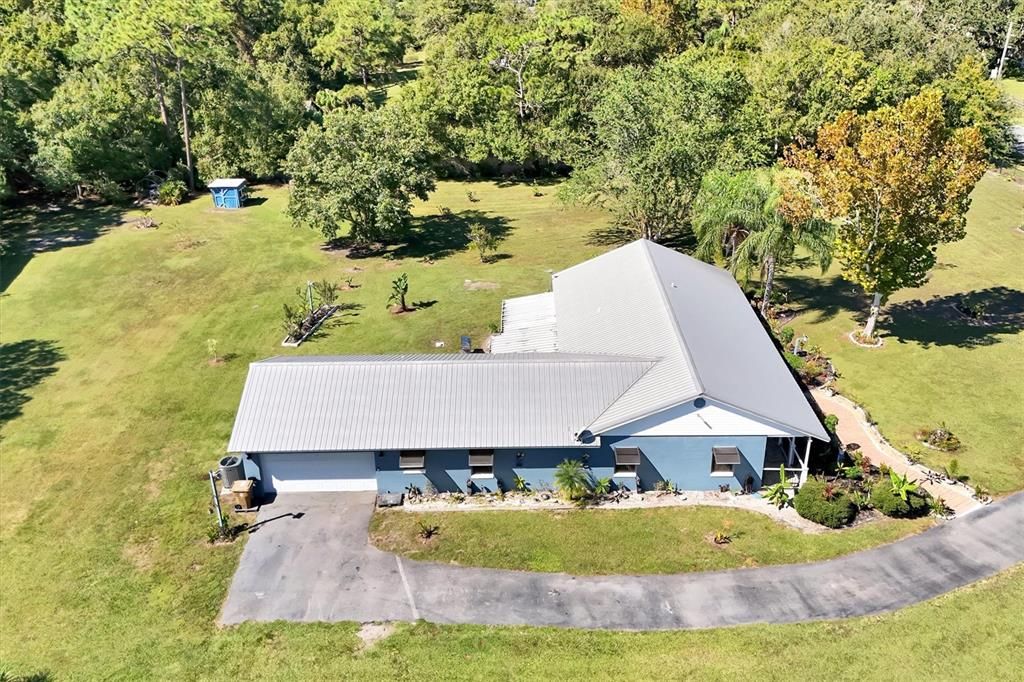 For Sale: $599,500 (3 beds, 2 baths, 2124 Square Feet)