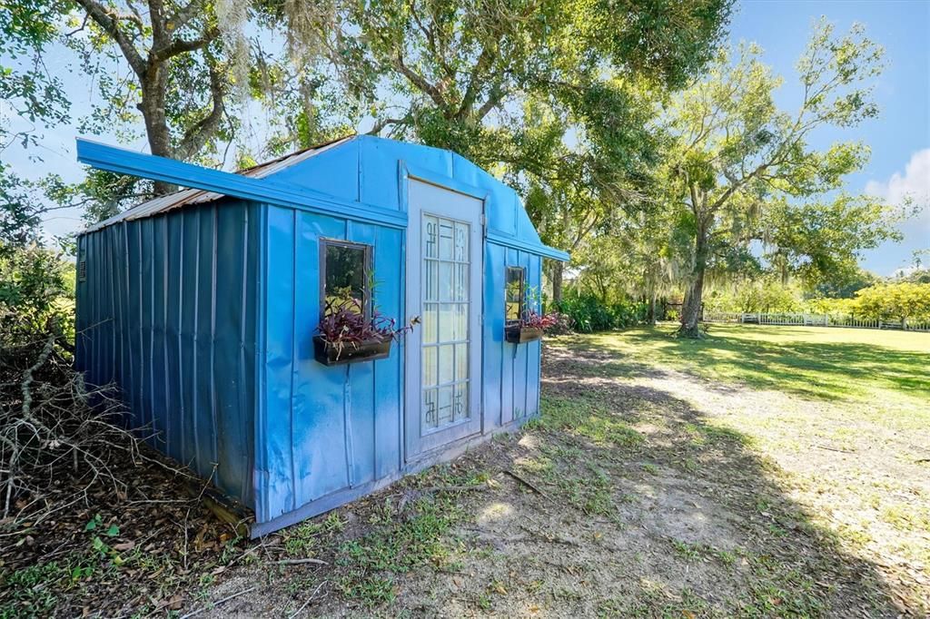 For Sale: $599,500 (3 beds, 2 baths, 2124 Square Feet)