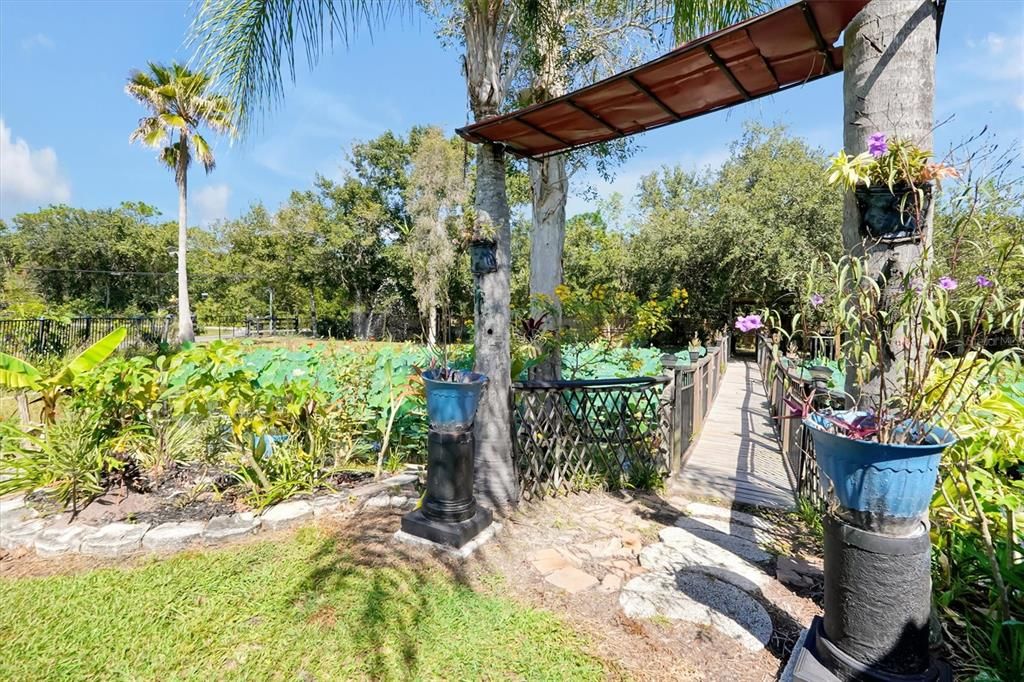 For Sale: $599,500 (3 beds, 2 baths, 2124 Square Feet)