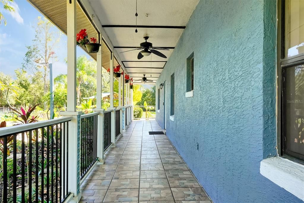 For Sale: $599,500 (3 beds, 2 baths, 2124 Square Feet)