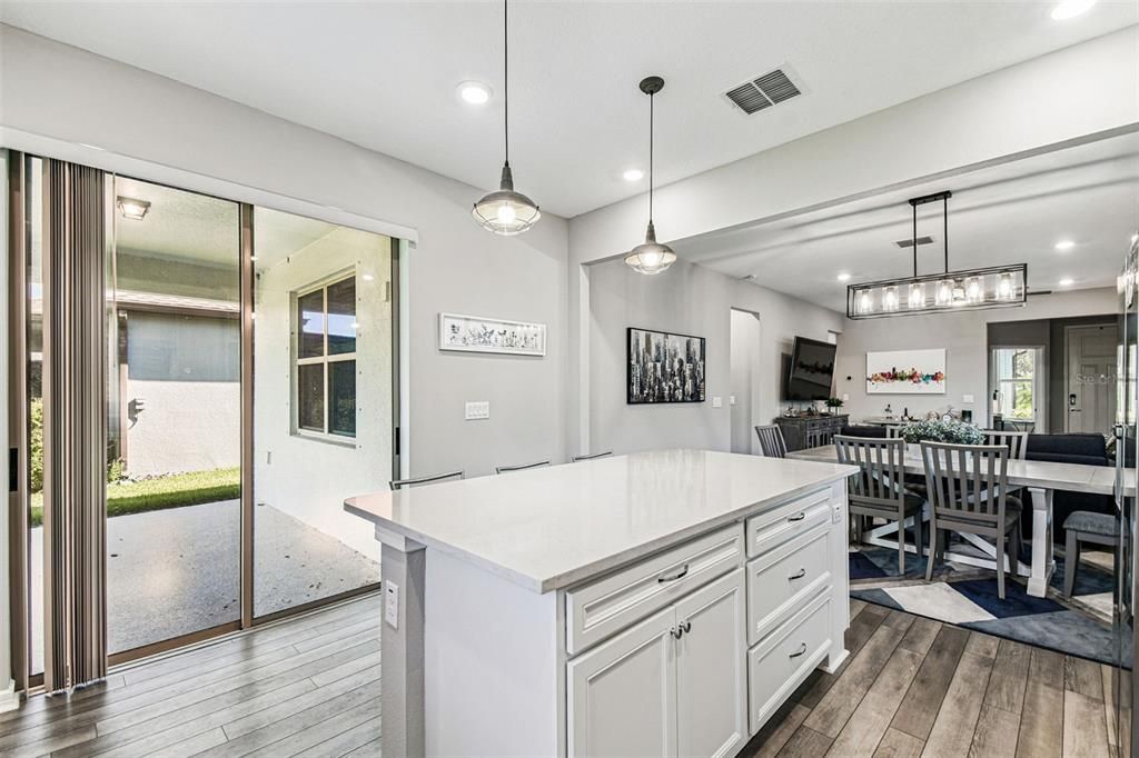 En Venta: $399,900 (2 camas, 2 baños, 1480 Pies cuadrados)