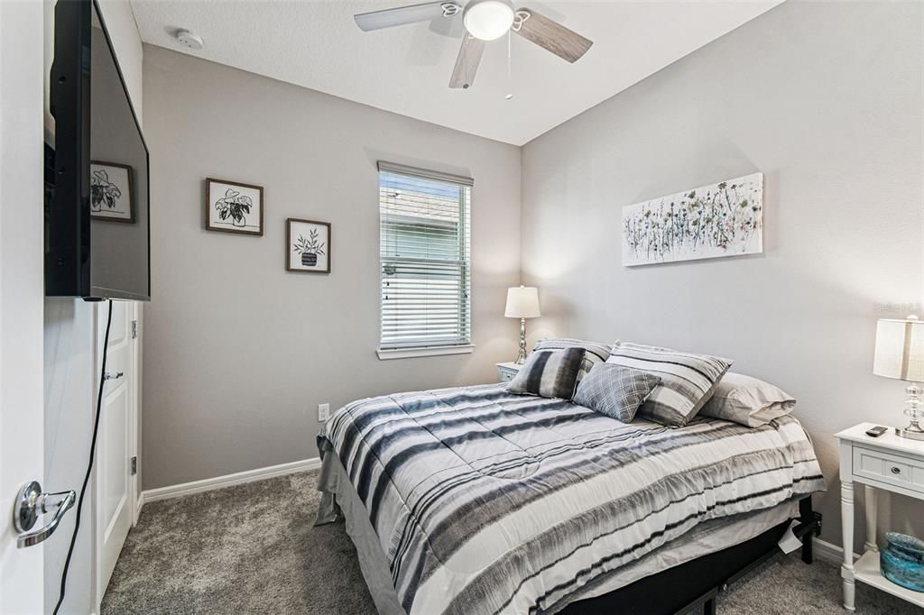 En Venta: $399,900 (2 camas, 2 baños, 1480 Pies cuadrados)