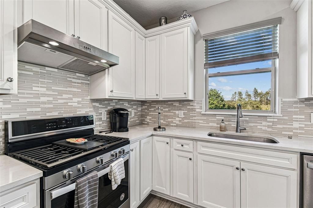 En Venta: $399,900 (2 camas, 2 baños, 1480 Pies cuadrados)