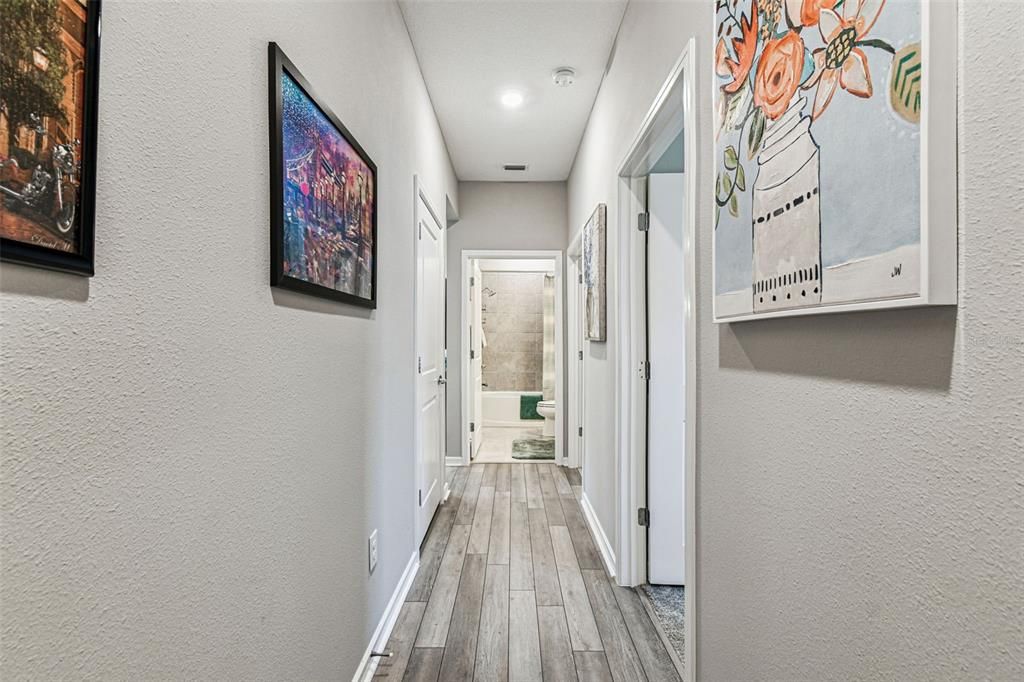 En Venta: $399,900 (2 camas, 2 baños, 1480 Pies cuadrados)