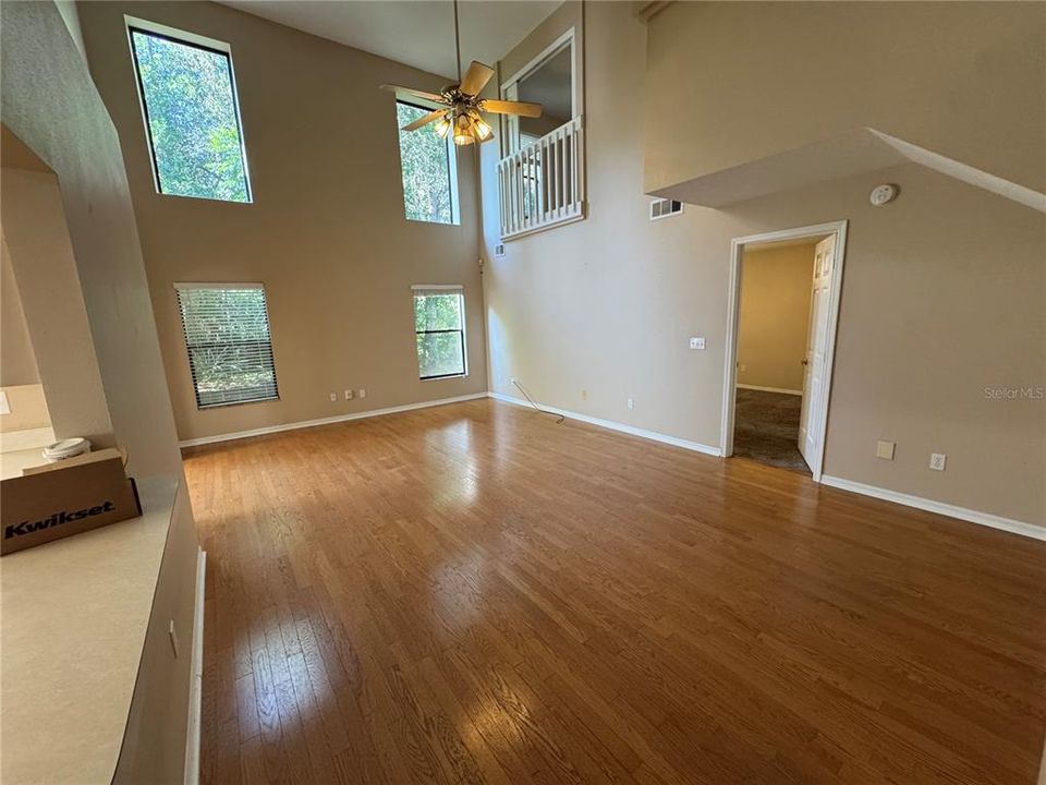 For Sale: $449,900 (4 beds, 3 baths, 2414 Square Feet)