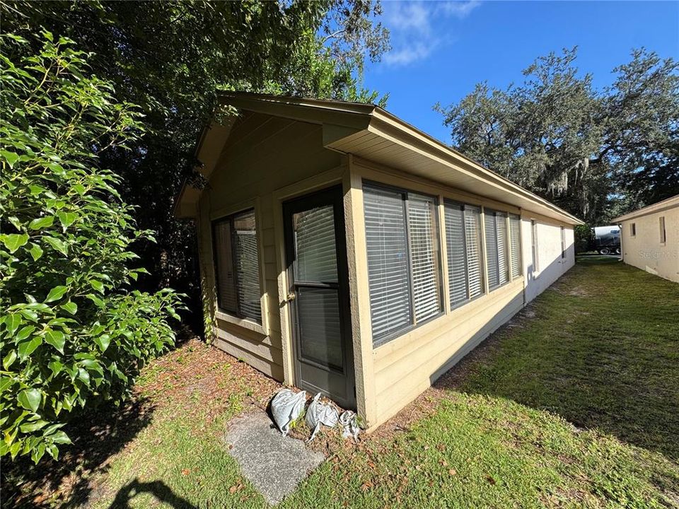 For Sale: $449,900 (4 beds, 3 baths, 2414 Square Feet)