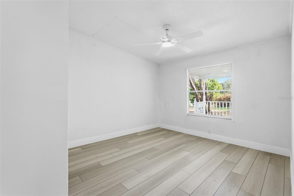 Active With Contract: $279,000 (3 beds, 2 baths, 1792 Square Feet)