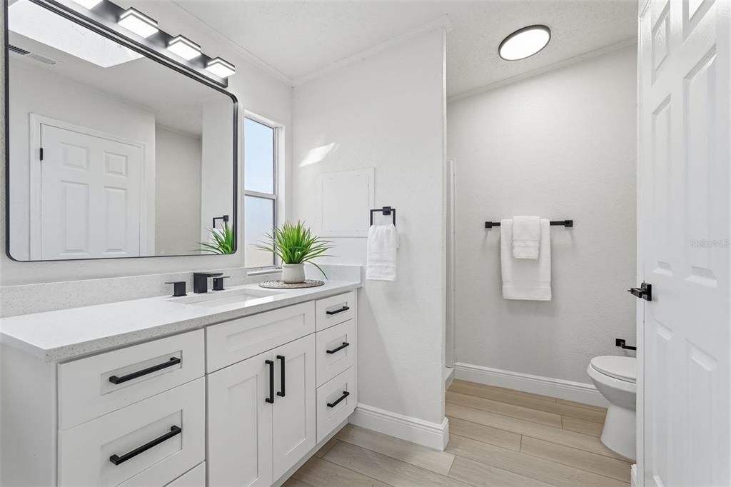 Active With Contract: $279,000 (3 beds, 2 baths, 1792 Square Feet)