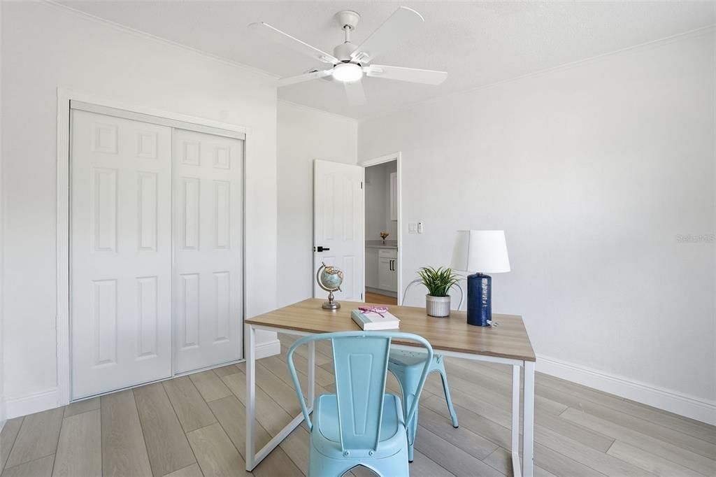 Active With Contract: $279,000 (3 beds, 2 baths, 1792 Square Feet)