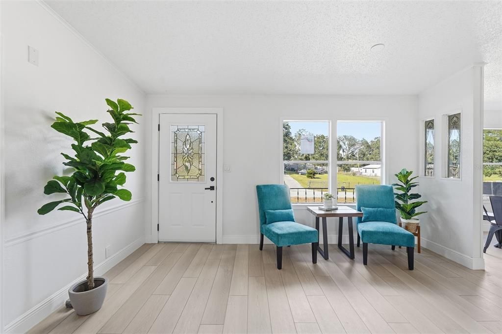 Active With Contract: $279,000 (3 beds, 2 baths, 1792 Square Feet)