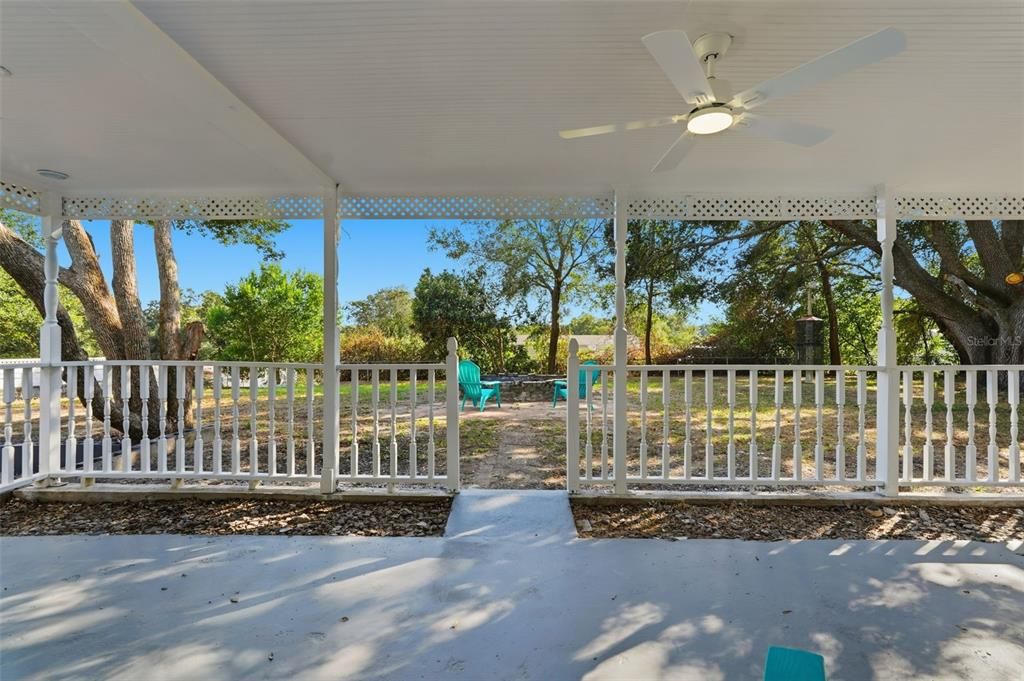 Active With Contract: $279,000 (3 beds, 2 baths, 1792 Square Feet)