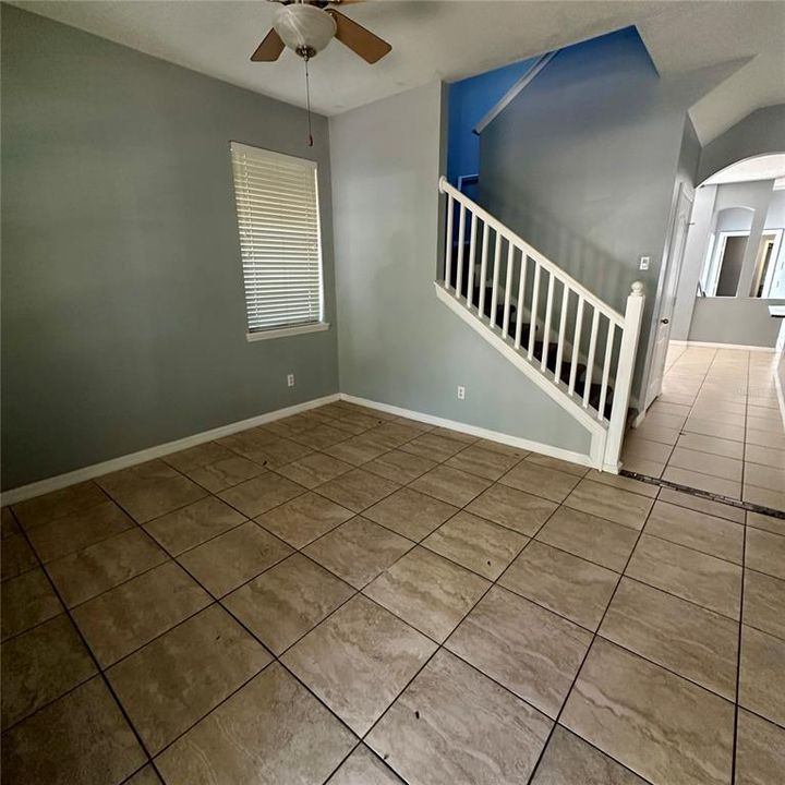 For Sale: $294,900 (4 beds, 2 baths, 1926 Square Feet)