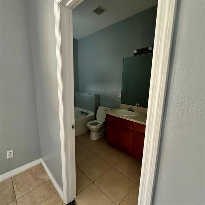 For Sale: $294,900 (4 beds, 2 baths, 1926 Square Feet)