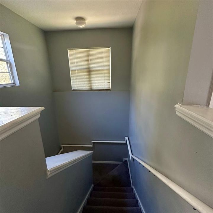 For Sale: $294,900 (4 beds, 2 baths, 1926 Square Feet)