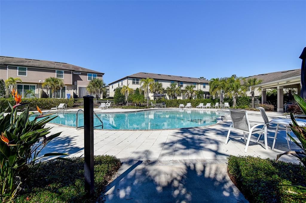 For Sale: $274,900 (2 beds, 2 baths, 1480 Square Feet)