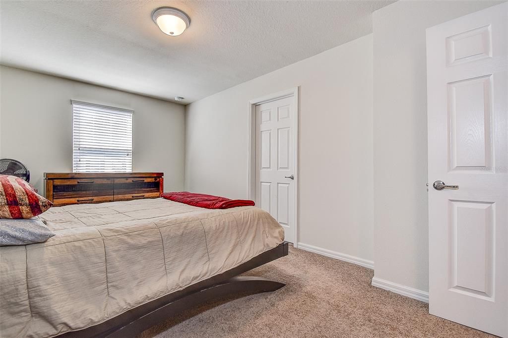 For Sale: $274,900 (2 beds, 2 baths, 1480 Square Feet)