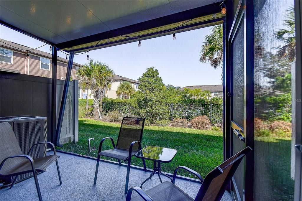 For Sale: $274,900 (2 beds, 2 baths, 1480 Square Feet)