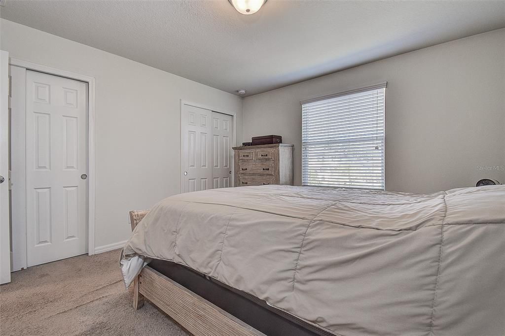 For Sale: $274,900 (2 beds, 2 baths, 1480 Square Feet)