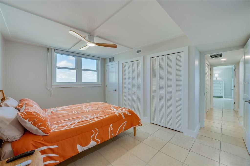 На продажу: $495,000 (2 спален, 2 ванн, 1200 Квадратных фут)