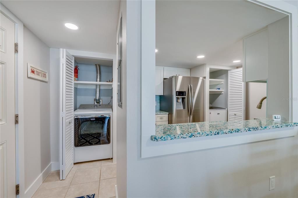 На продажу: $495,000 (2 спален, 2 ванн, 1200 Квадратных фут)