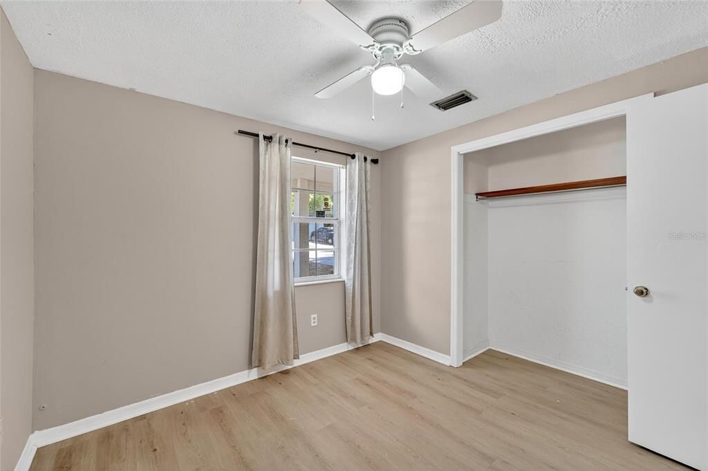 出租: $2,195 (4 贝兹, 2 浴室, 1571 平方英尺)