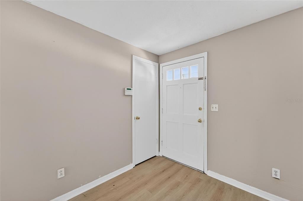 出租: $2,195 (4 贝兹, 2 浴室, 1571 平方英尺)