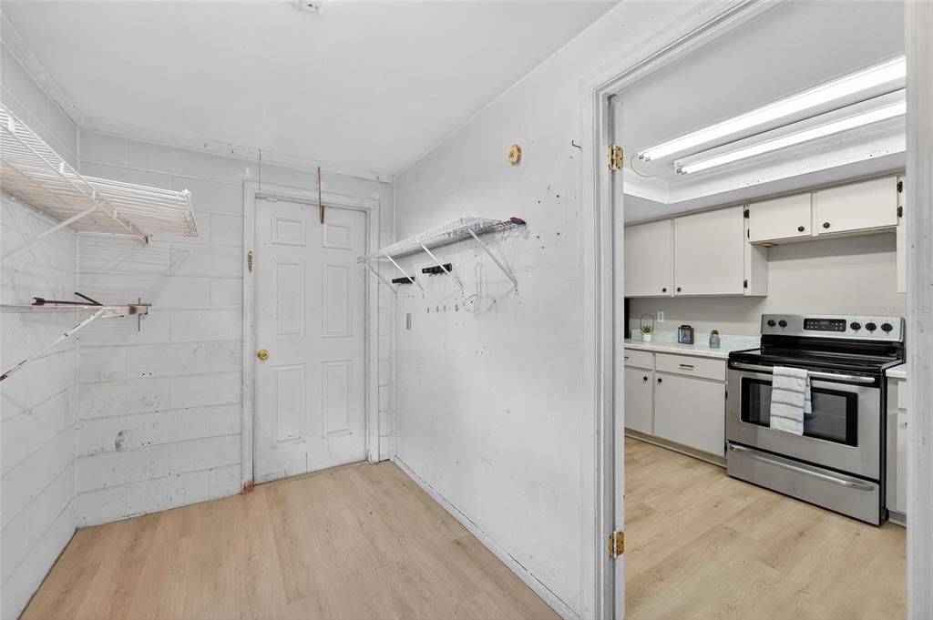 出租: $2,195 (4 贝兹, 2 浴室, 1571 平方英尺)