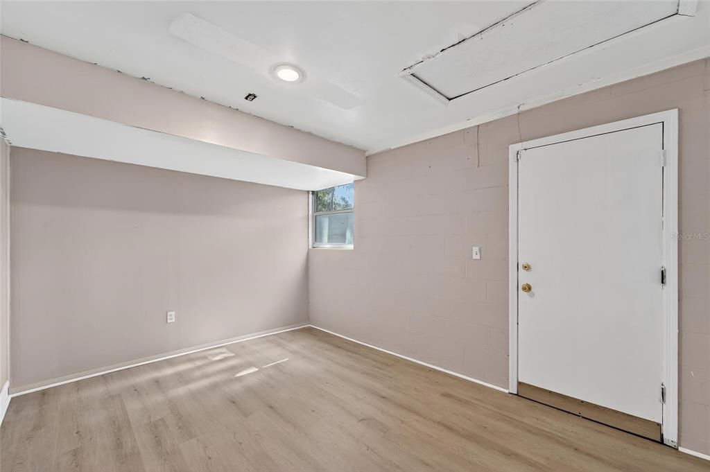 出租: $2,195 (4 贝兹, 2 浴室, 1571 平方英尺)