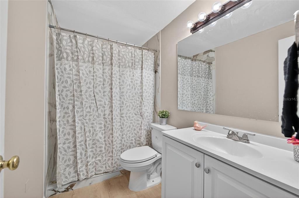 出租: $2,195 (4 贝兹, 2 浴室, 1571 平方英尺)