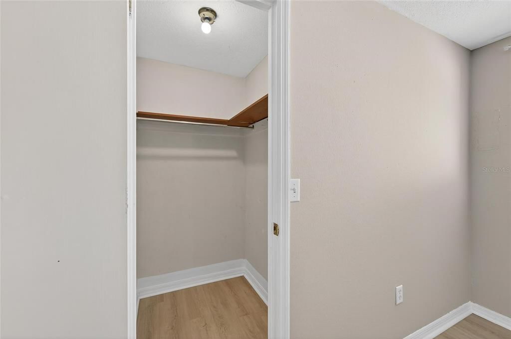 出租: $2,195 (4 贝兹, 2 浴室, 1571 平方英尺)