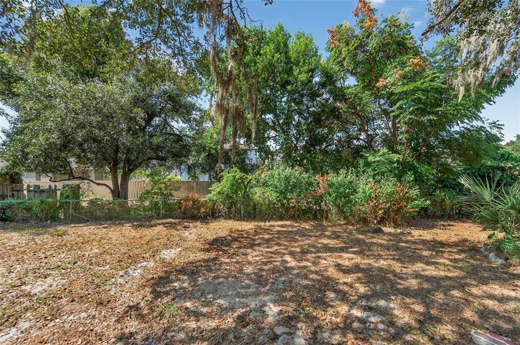 出租: $2,195 (4 贝兹, 2 浴室, 1571 平方英尺)