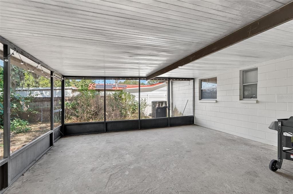 出租: $2,195 (4 贝兹, 2 浴室, 1571 平方英尺)